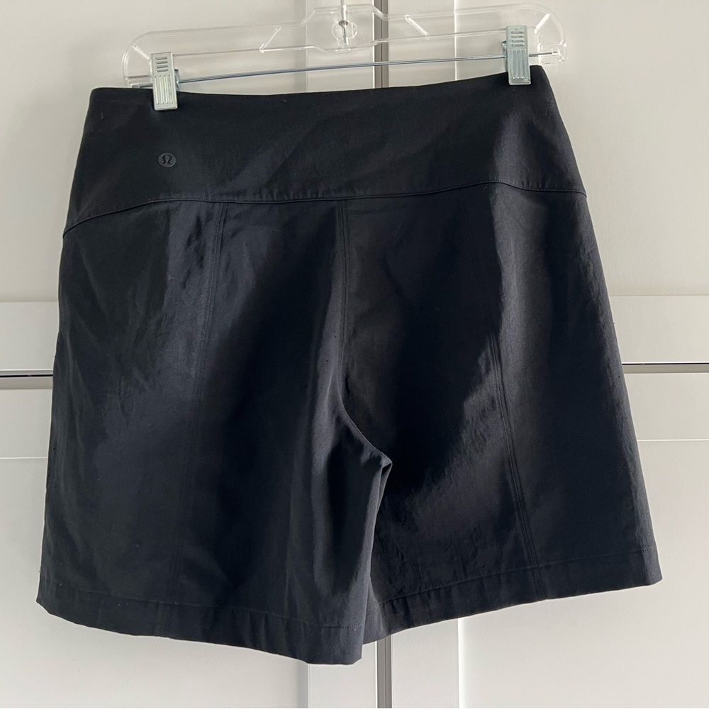 Lululemon Skort Size 8 Black